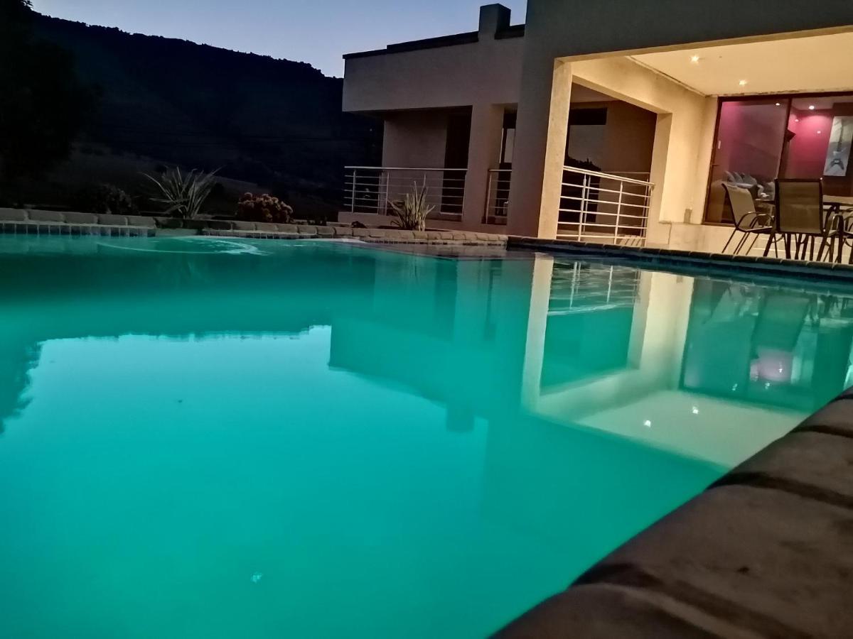 Sibebe View Villa ムババーネ エクステリア 写真